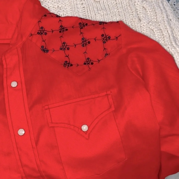Vintage red country western snap button shirt size large - Picture 8 of 9